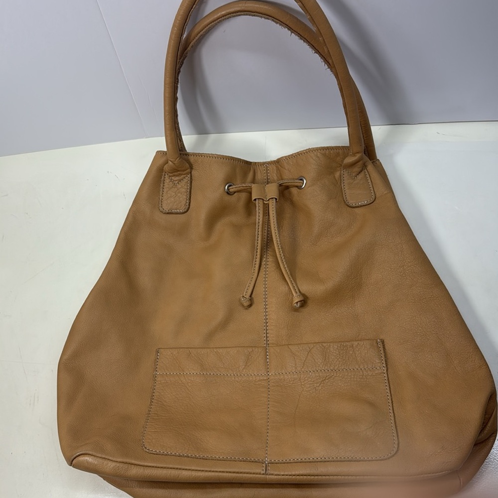Sundance Italian Leather Hobo Bag with Slouchy Design